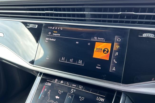Audi Q7 Photo 13