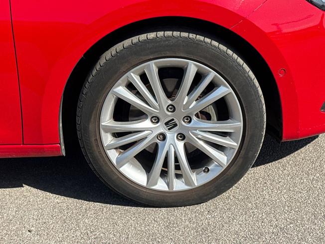 SEAT Leon Photo 5