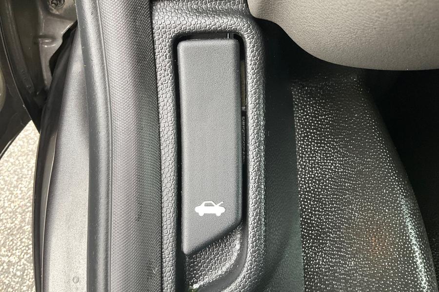 Ford Transit Custom Photo autoimg-6cc3343c9fd6b64748fef8d81ad5cc6d0965a76e.jpg