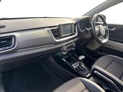 KIA Stonic Photo 2