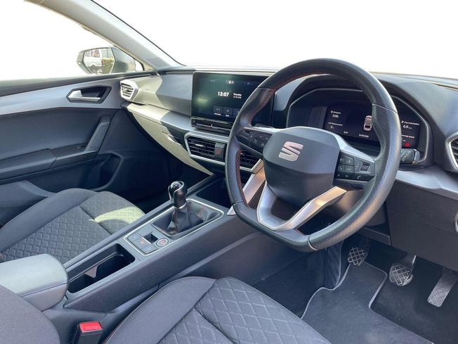 SEAT Leon Photo 6