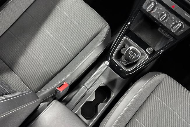 Volkswagen T-Cross Photo 24