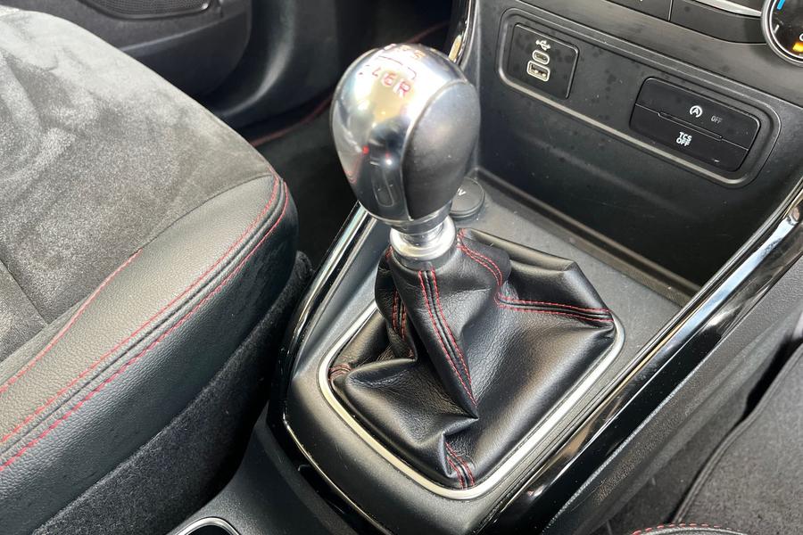 Ford ECOSPORT Photo autoimg-6ccaede89a9dc668957751d7392f211044eedb29.jpg