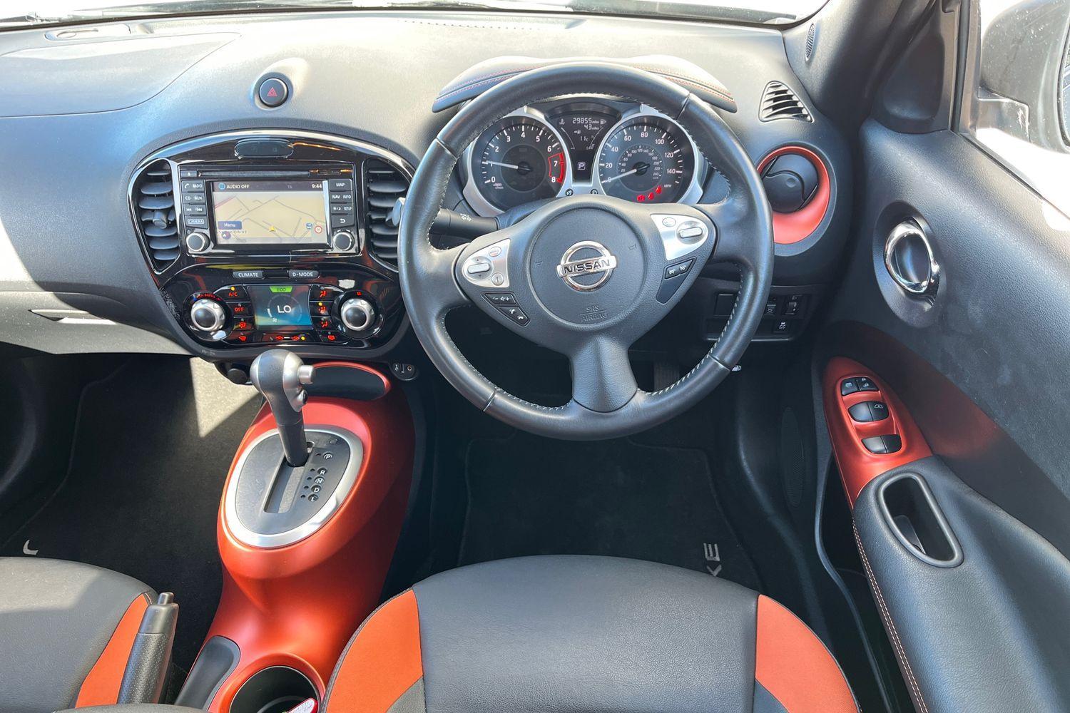 Nissan JUKE Photo 10