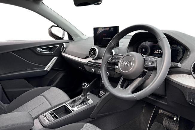 Audi Q2 Photo 6