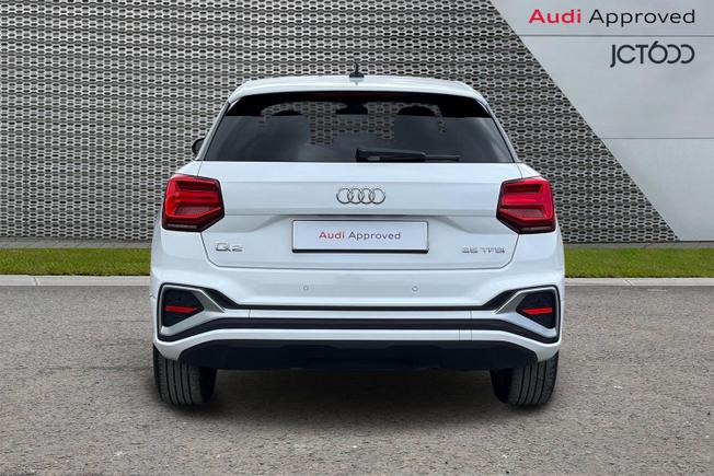AUDI Q2 Photo 7
