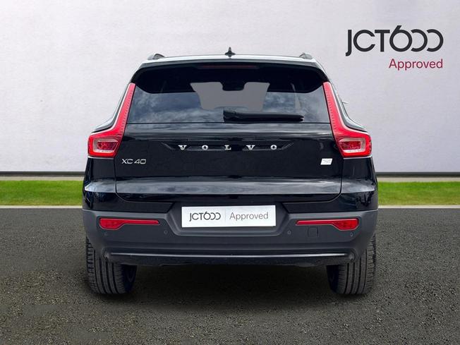 VOLVO Xc40 Photo 7