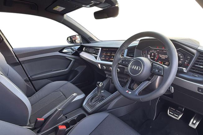 AUDI A1 Photo 6