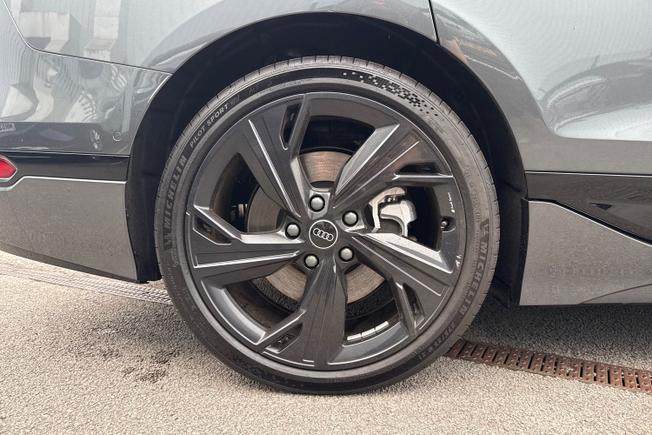 AUDI A6 Photo 5
