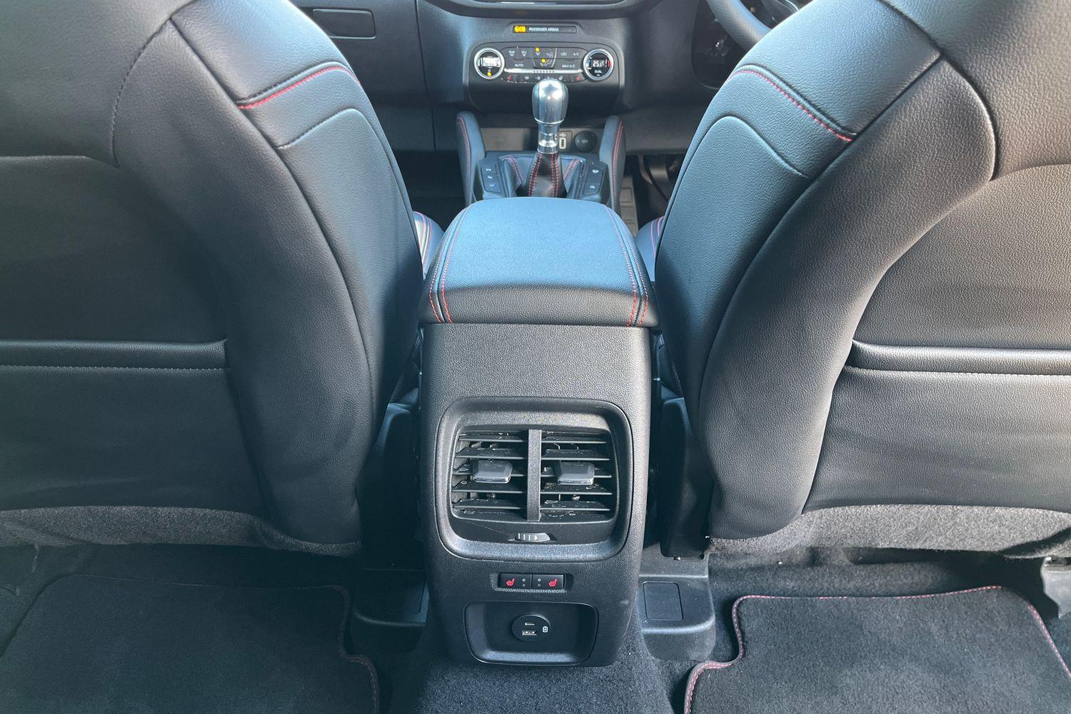 Ford Kuga Photo 27