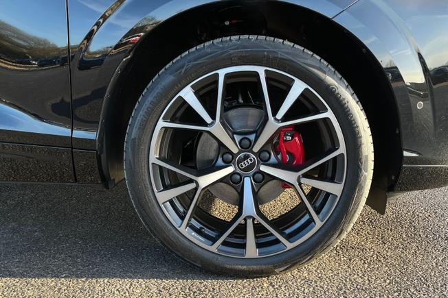 AUDI Q3 Photo 5