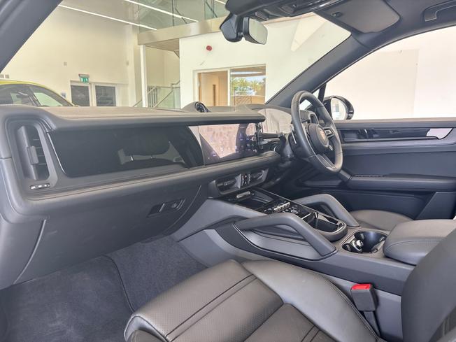 PORSCHE Cayenne Photo 13