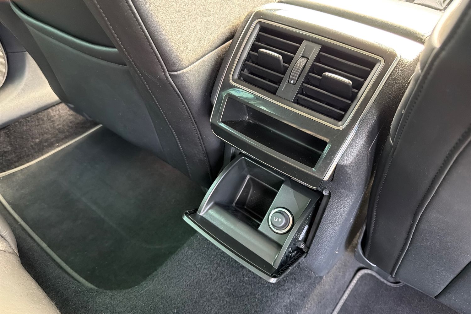 Skoda Superb Photo 36