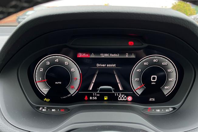 AUDI Q2 Photo 15