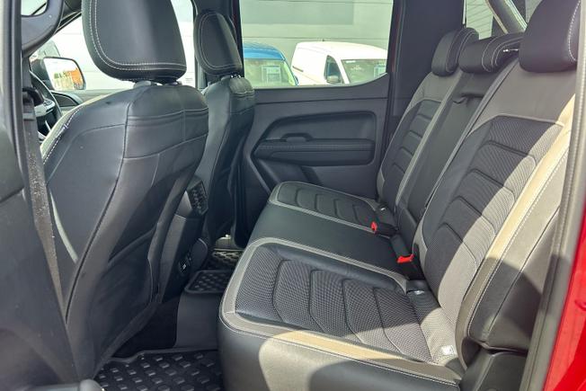VOLKSWAGEN Amarok Photo 45