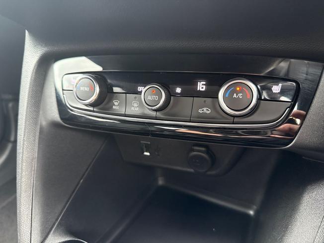 Vauxhall Corsa Photo 24