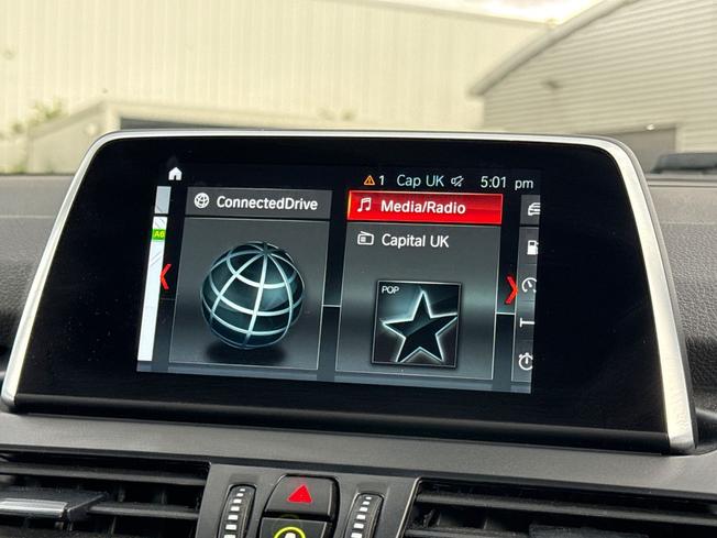 BMW 2 Series Active Tourer Photo 29