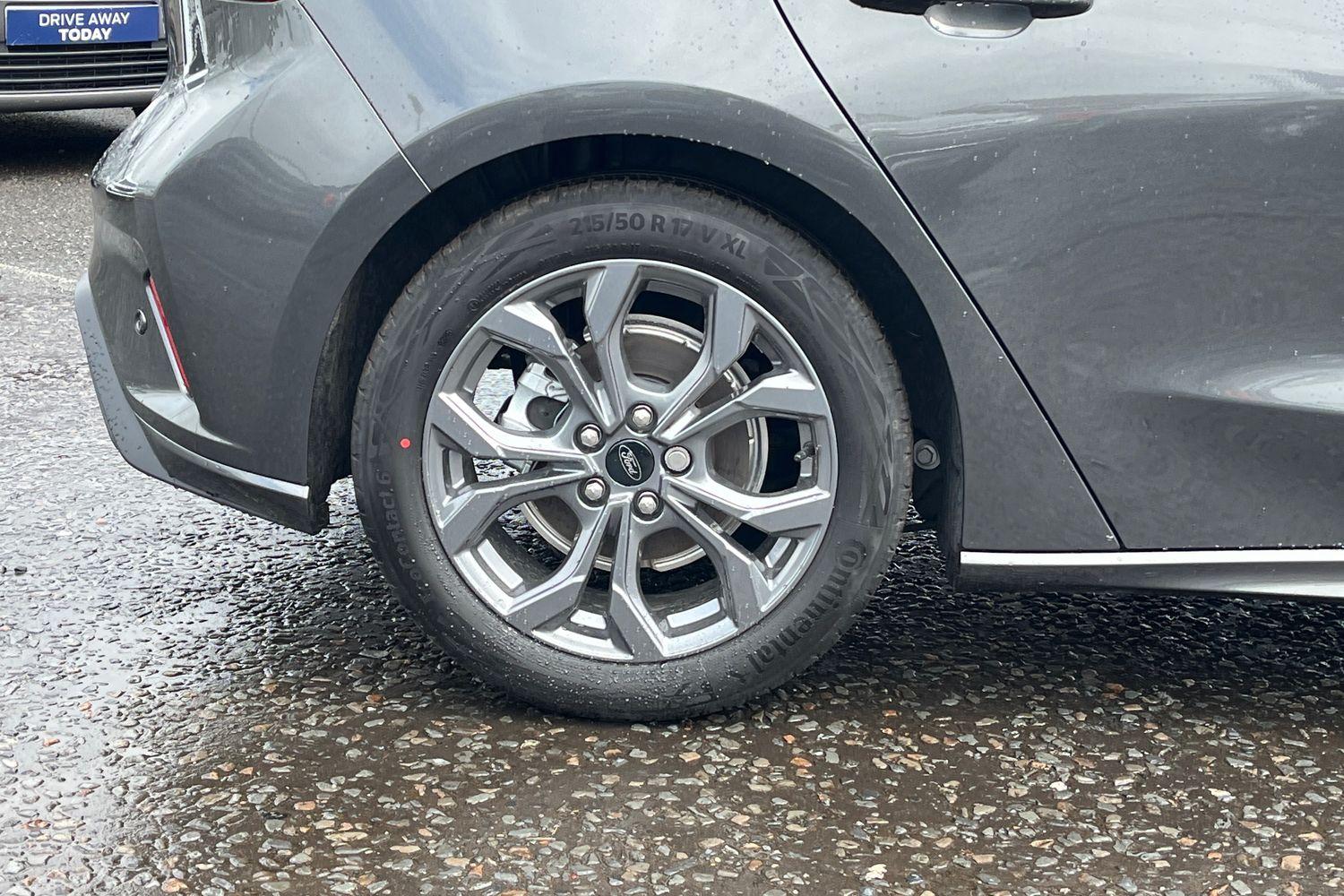 Ford FOCUS Photo 7