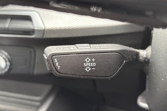 AUDI Q2 Photo 36