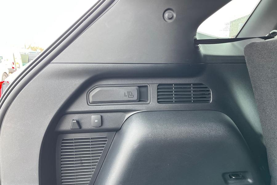 Ford Kuga Photo autoimg-6cf487fd22ce51ae8c51fe315db100ff7614cf6f.jpg