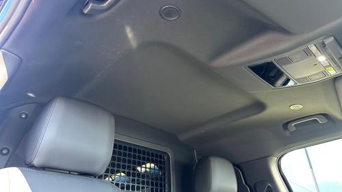 Land Rover Defender Photo autoimg-6cf5ae27addb7c28ffd9f36512ad3182bb6ee0f9.jpg