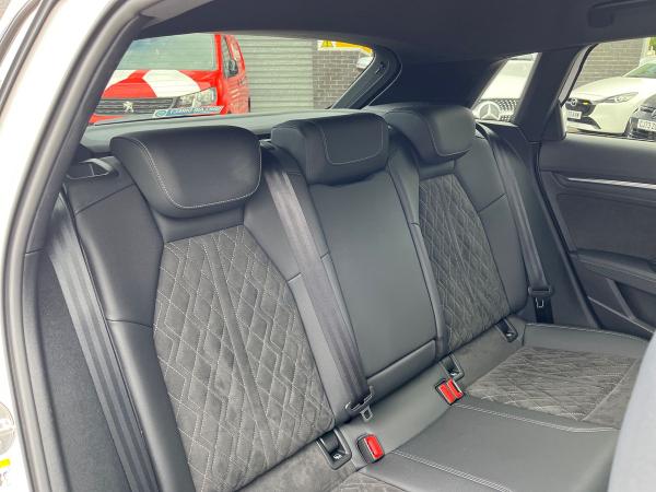 Audi A3 Photo autoimg-6cf622e8014de0662ad4929239c788568b2a37e1.jpg