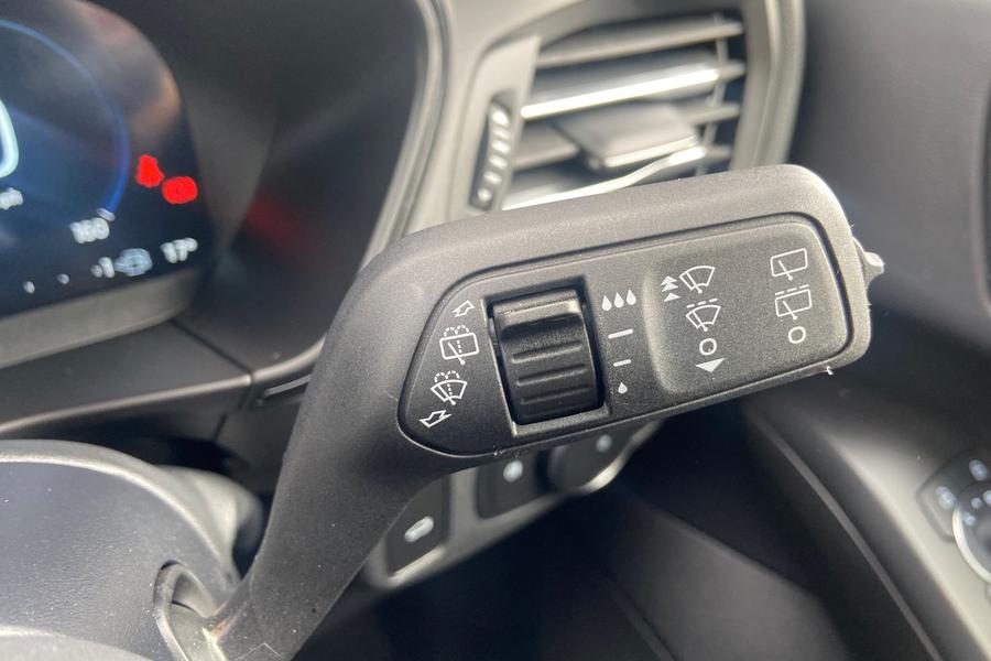 Ford FOCUS Photo autoimg-6cf7760d426622f93223e0611d13a382ce0cbb56.jpg