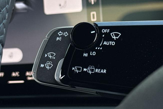 AUDI Q3 Photo 32