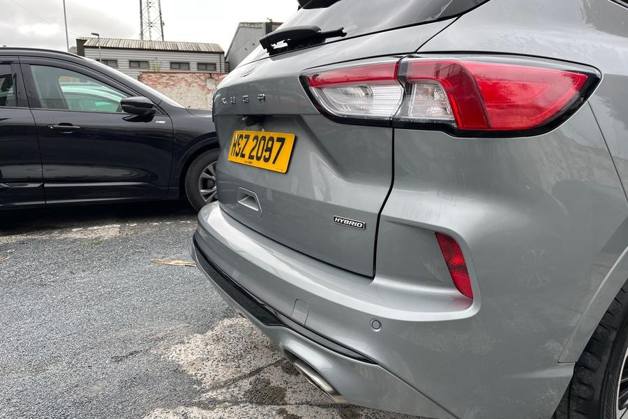 Ford KUGA Photo autoimg-6cfbf04ecbb1192fd981caefb6f52a44cf4c5522.jpg
