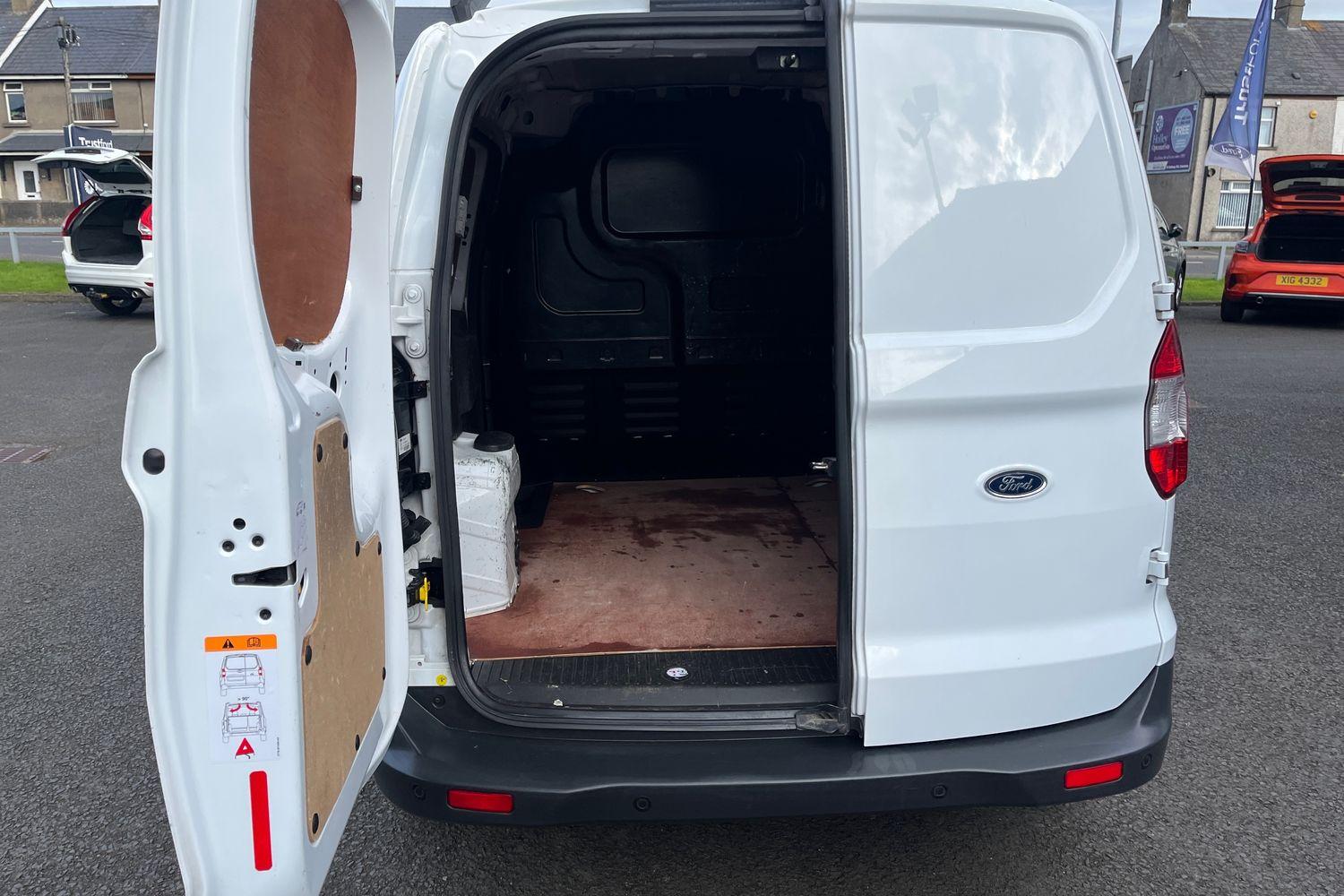 Ford TRANSIT COURIER Photo 33