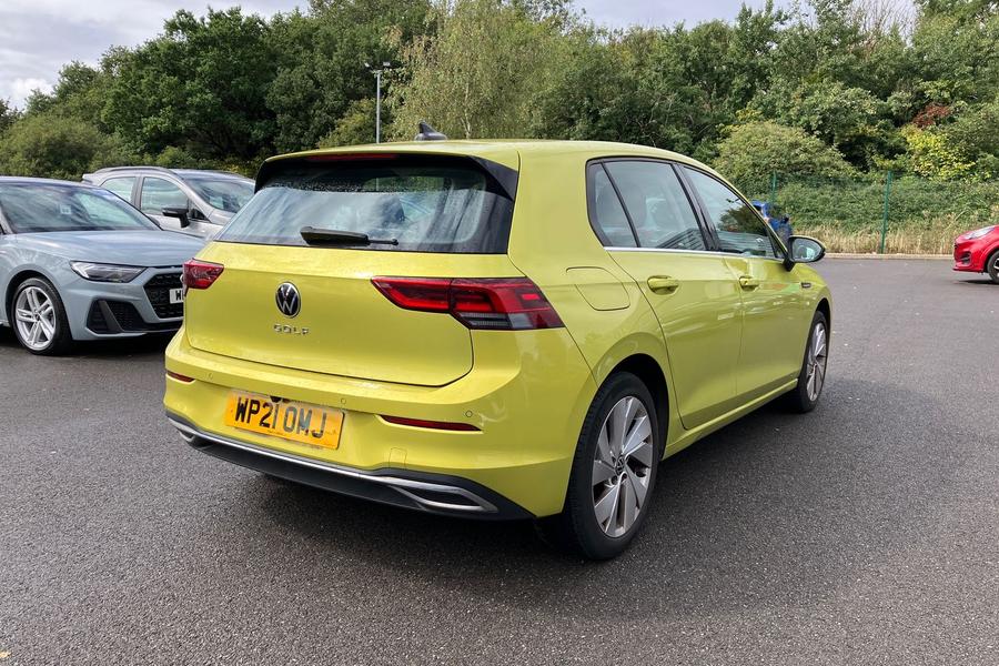 Volkswagen GOLF Photo autoimg-6d055525f87087c41b2d2c79858829dd70b978aa.jpg