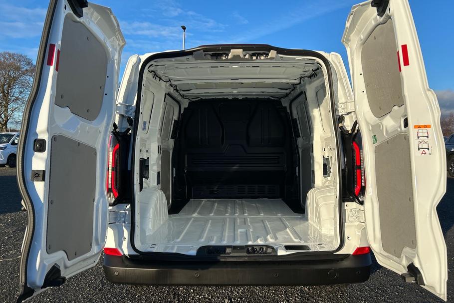 Used Ford E-TRANSIT CUSTOM 7