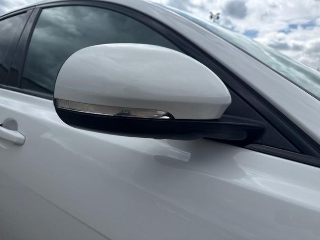 JAGUAR XF Photo 20