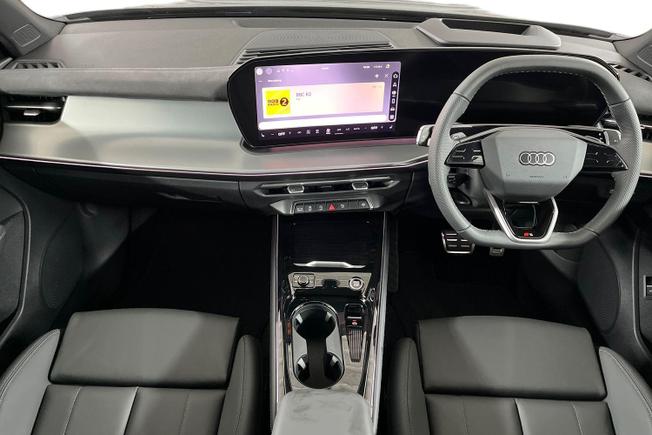 AUDI Q3 Photo 10