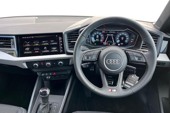 Audi A1 Photo 11