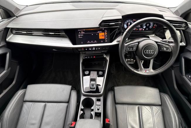 AUDI A3 Photo 11