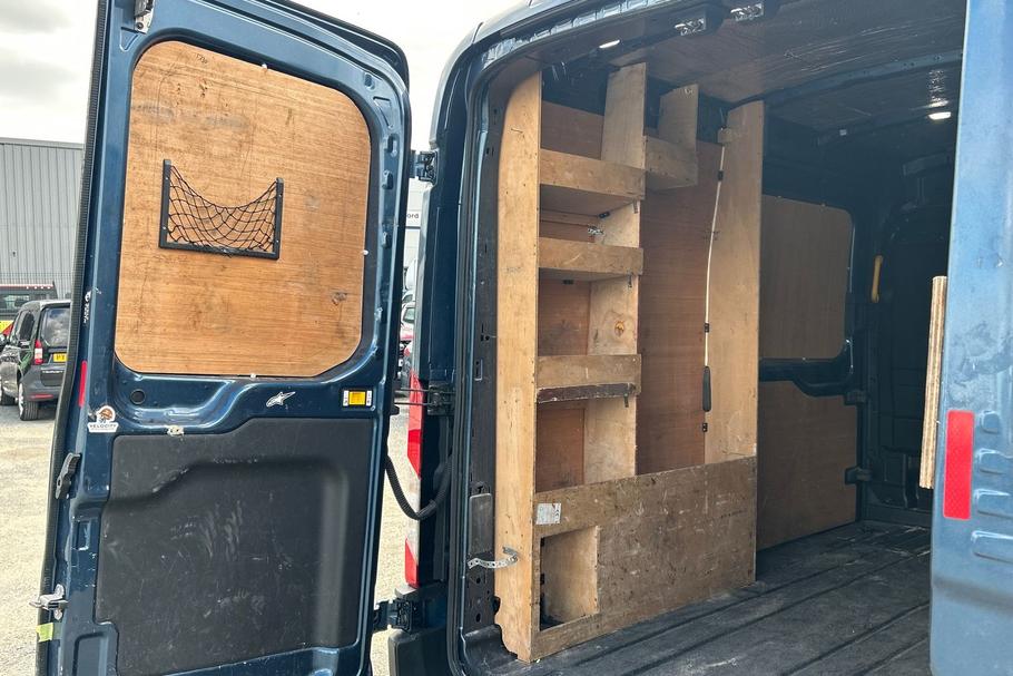 Used Ford TRANSIT OV71WJG 31