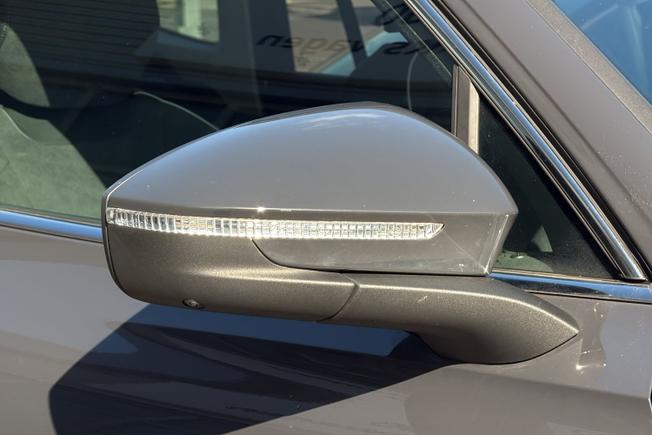 VOLKSWAGEN Tiguan Photo 20