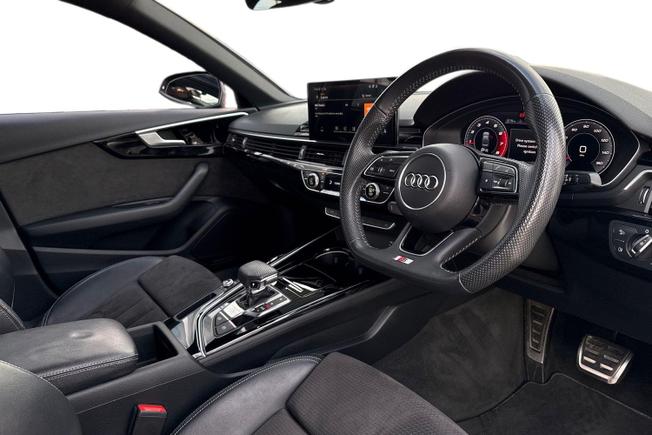 Audi A4 Photo 6