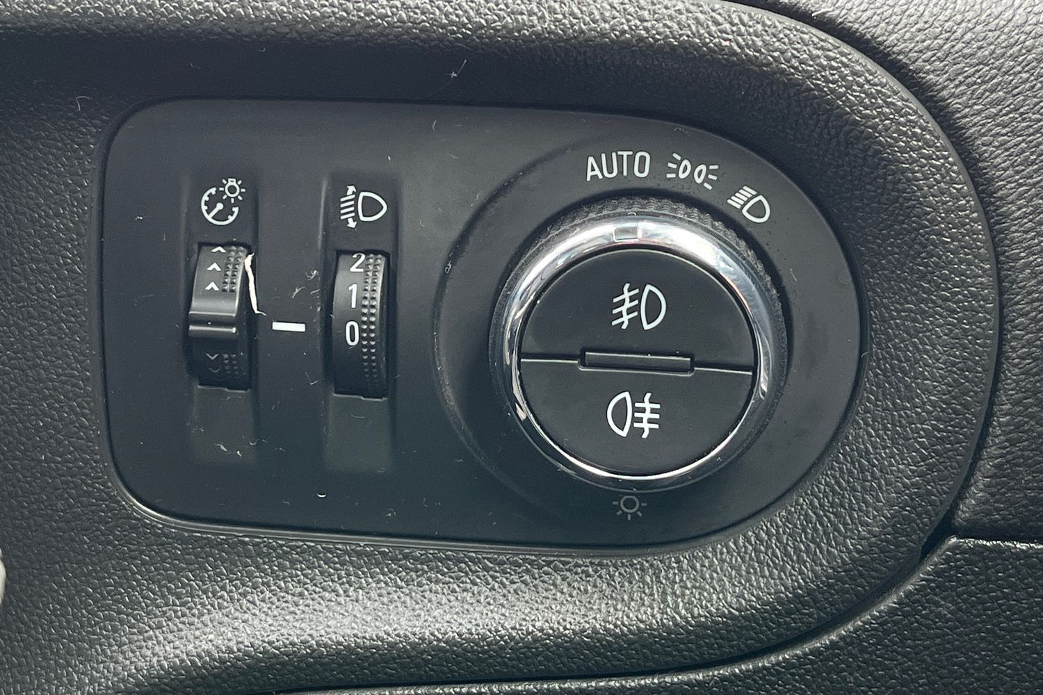 Vauxhall GRANDLAND X Photo 27