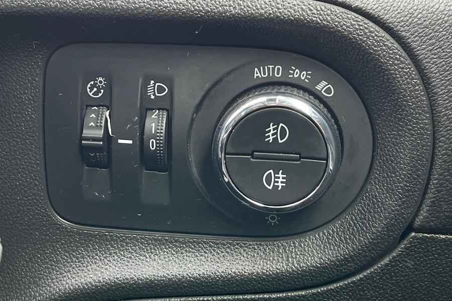 Vauxhall GRANDLAND X Photo autoimg-6d1d7811c103ef464b0fab5b910db218e93cbbe0.jpg