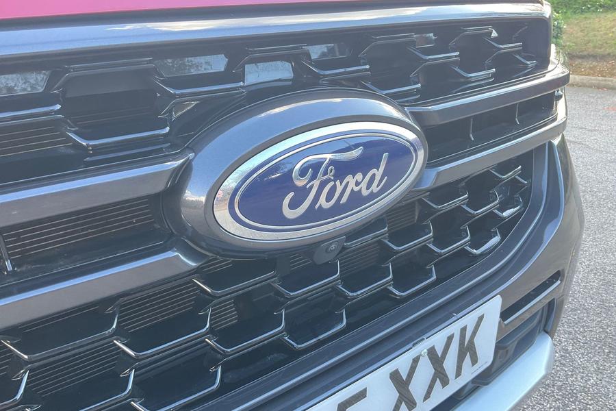 Ford RANGER Photo autoimg-6d22e88cbca06a34bafad4117bd045e177f64940.jpg