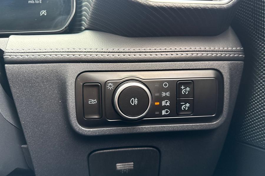 Ford MUSTANG Photo autoimg-6d2828f803157f80017a6628acccf99fd351cacb.jpg