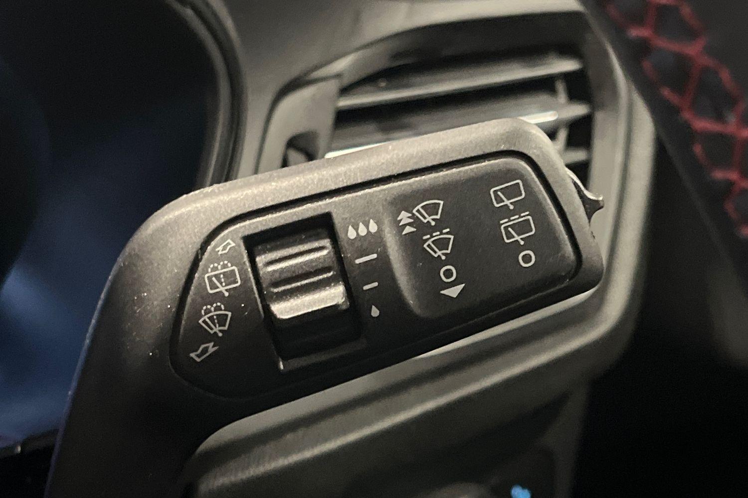 Ford FOCUS Photo 14