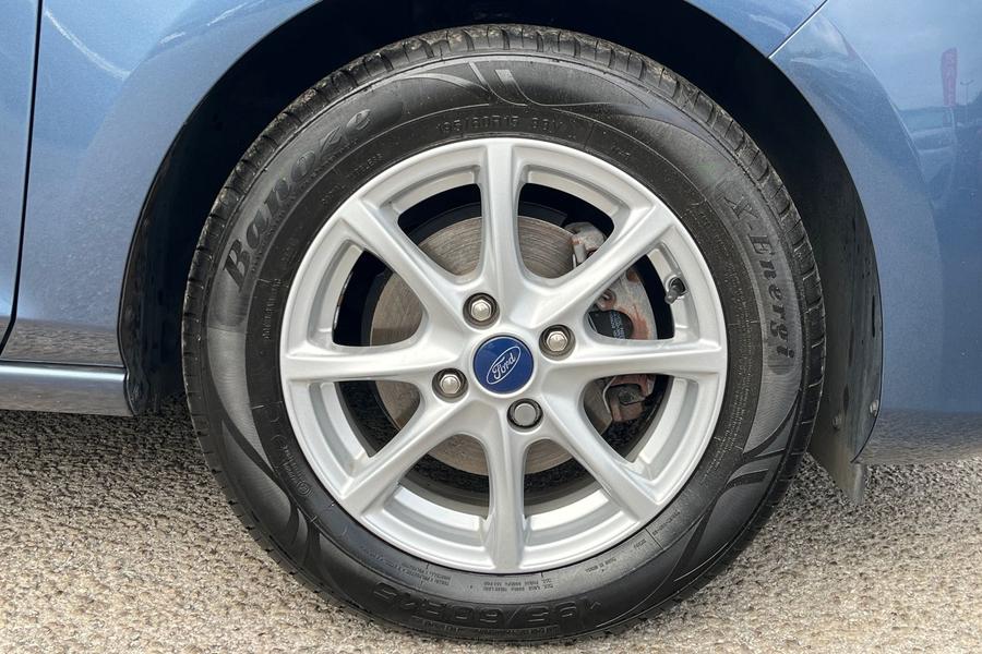 Ford FIESTA Photo autoimg-6d28ee64e6679450b86a9ebd5a9c71436941502b.jpg