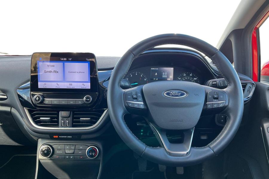 Ford Fiesta Photo autoimg-6d2c238689f43c1dd29591bb7df168e0df056cd8.jpg