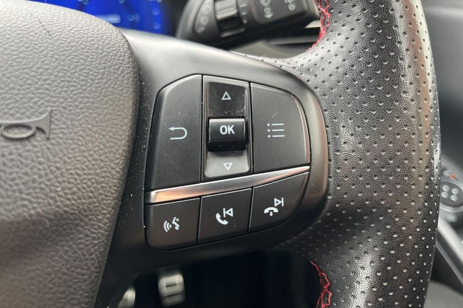 Ford KUGA Photo autoimg-6d3133b560a2a22c2713eac117921fd4478ff5e1.jpg