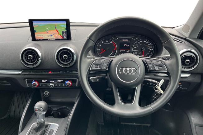 AUDI A3 Photo 11