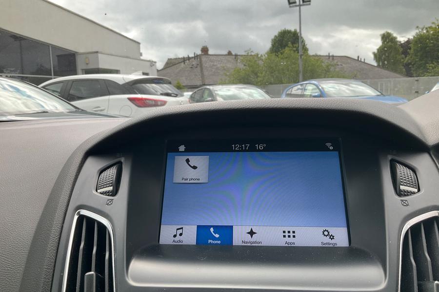 Ford FOCUS Photo autoimg-6d336ba9ef4cd45c064decbdb2e4d64e39ba876a.jpg