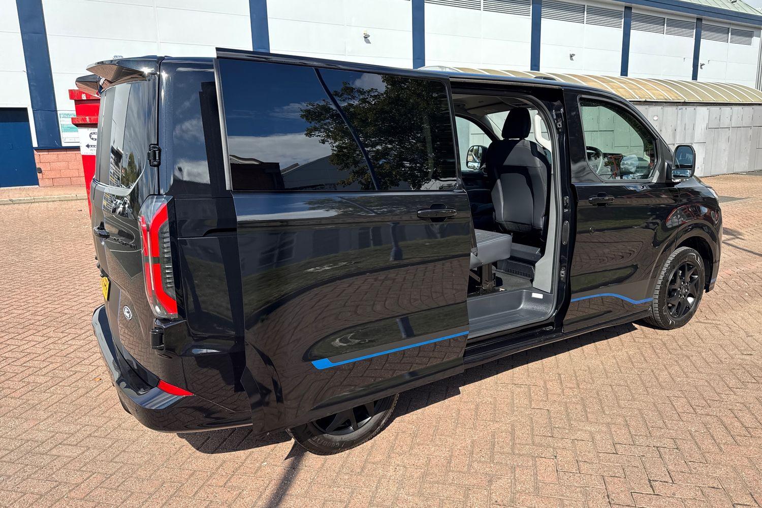 Ford TRANSIT CUSTOM Photo 6